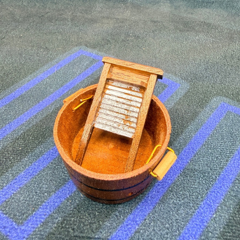 Hello Dolly Wash Tub With Washboard Miniature Brown Wood 9131